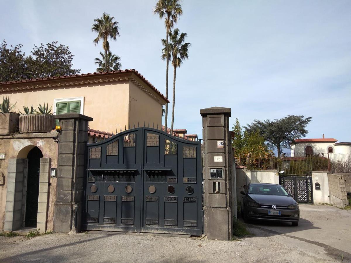 Villa Pellicano -Il Nido Castellammare di Stabia Exterior photo