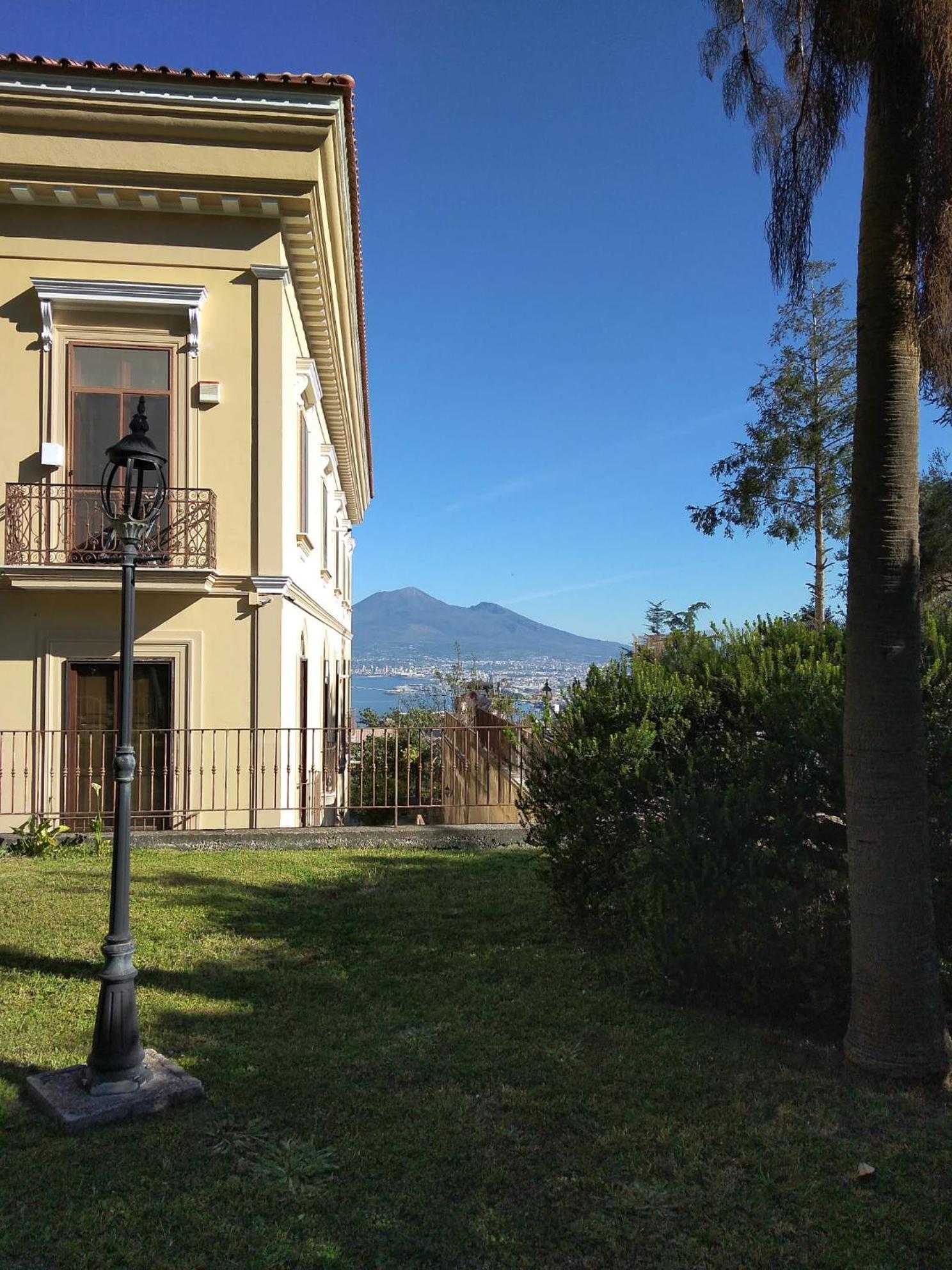 Villa Pellicano -Il Nido Castellammare di Stabia Exterior photo